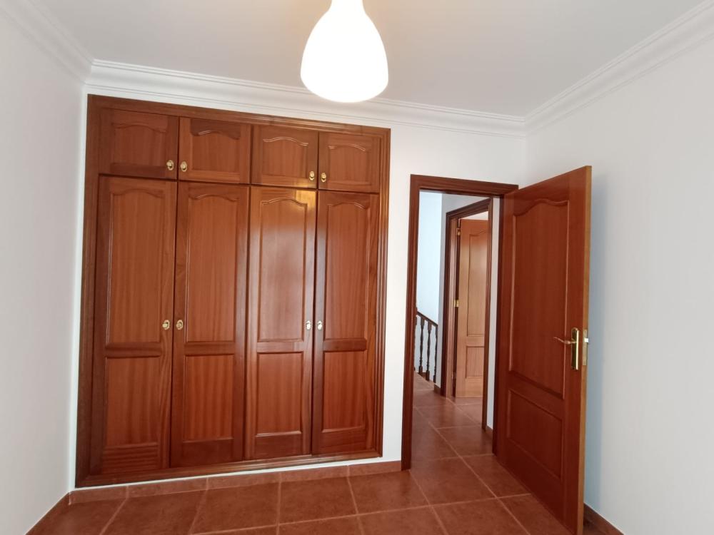  à vendre maison jumelée Santa Úrsula Zona Norte 13