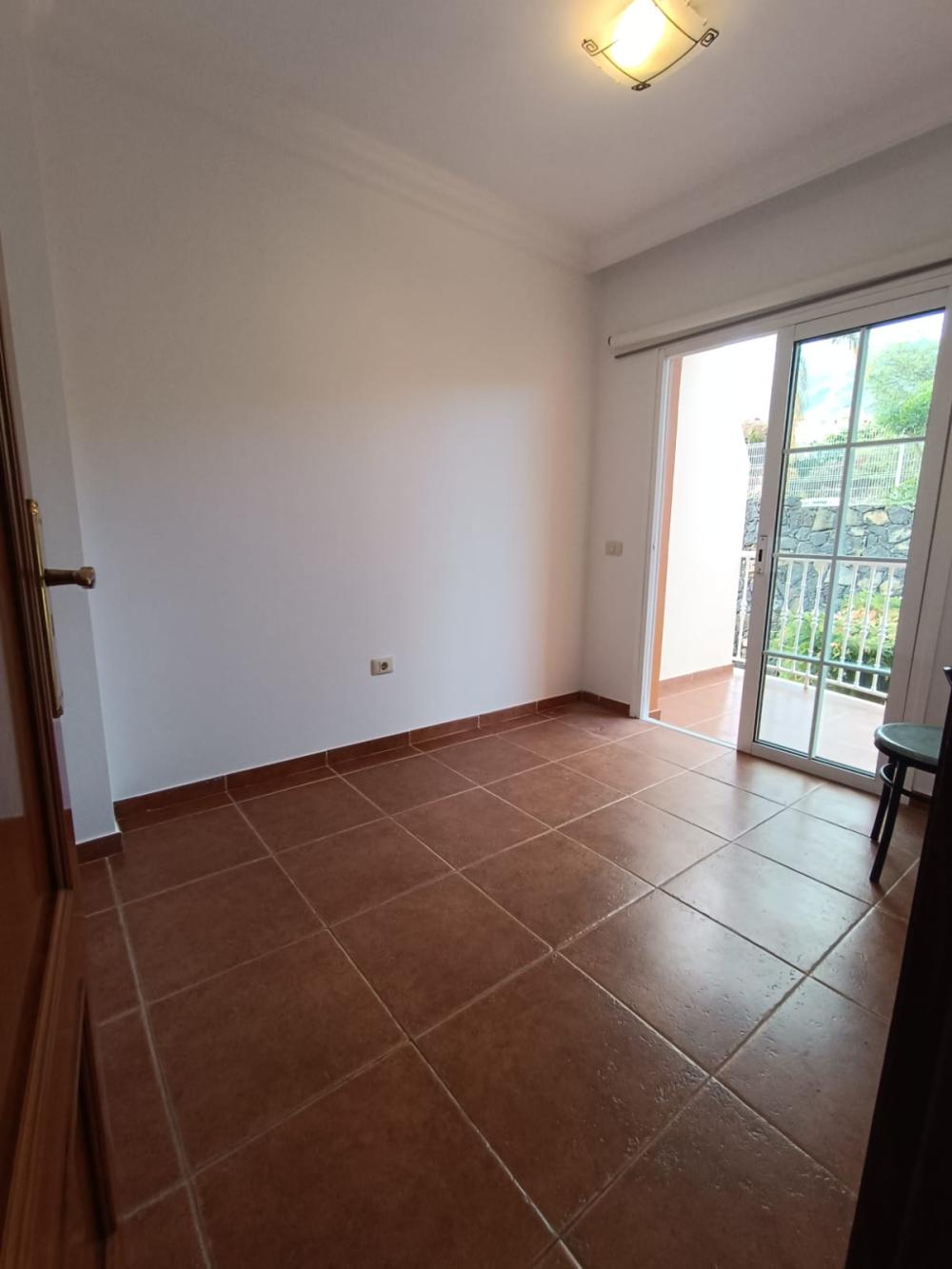  à vendre maison jumelée Santa Úrsula Zona Norte 16