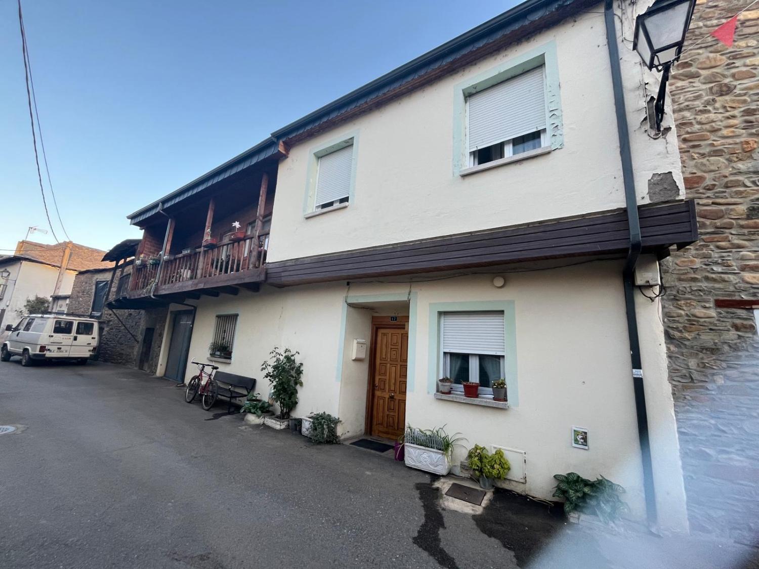 à vendre maison Villaverde De Los Cestos Bierzo (El) 2