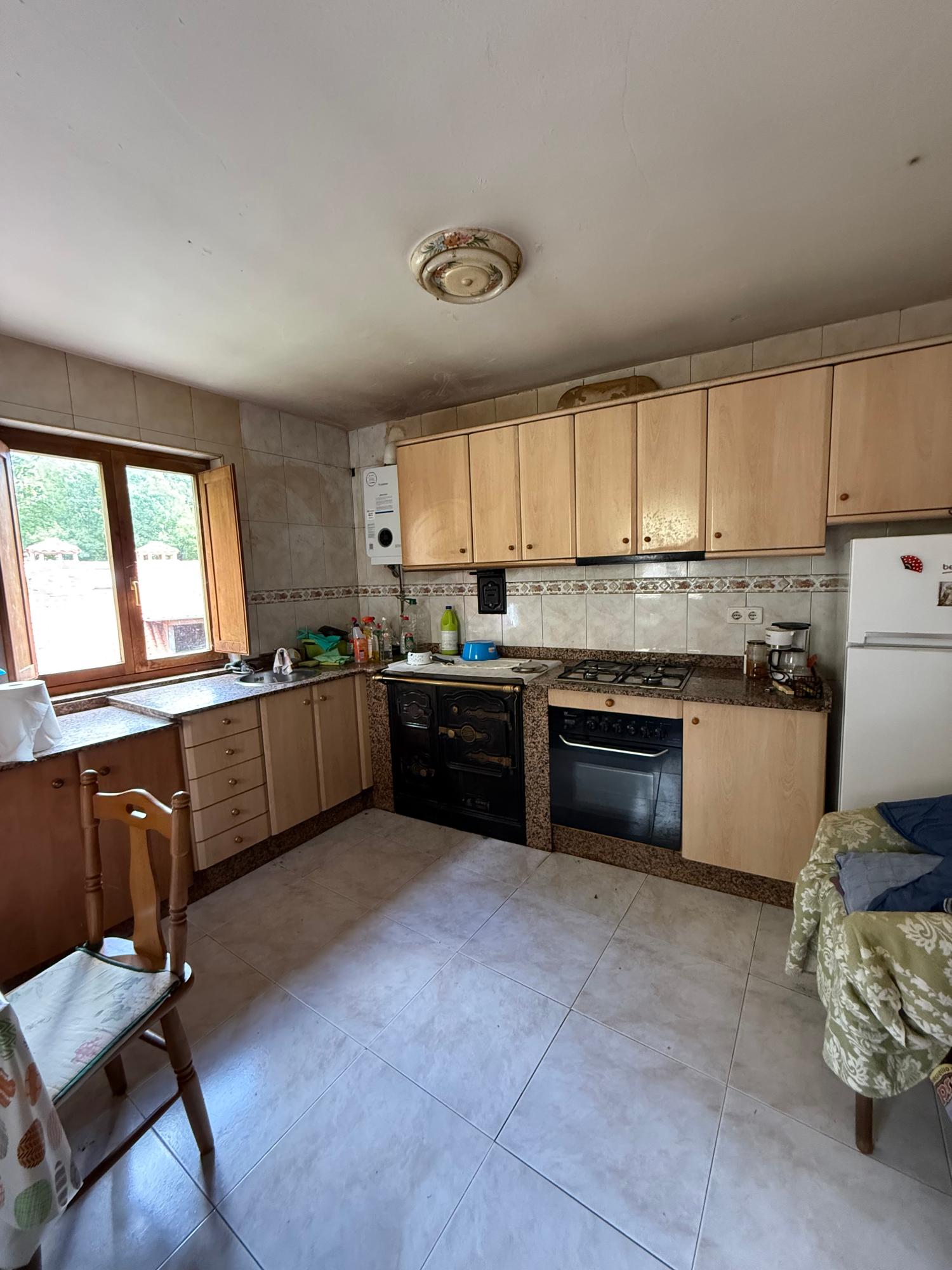  à vendre maison de ville Arangas Oriente 8